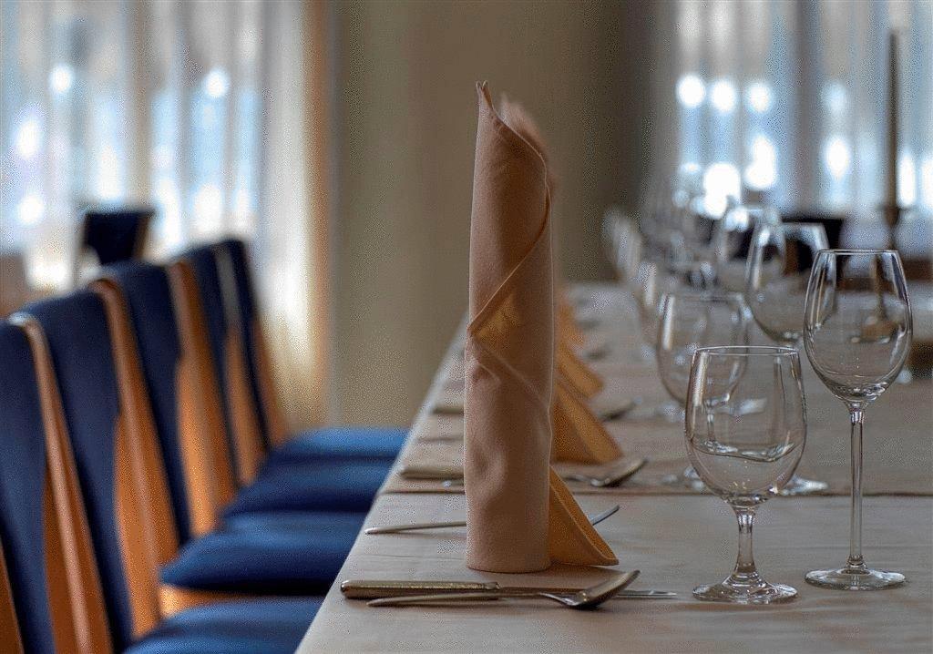 Hotel Piramida Máribor Restaurante foto